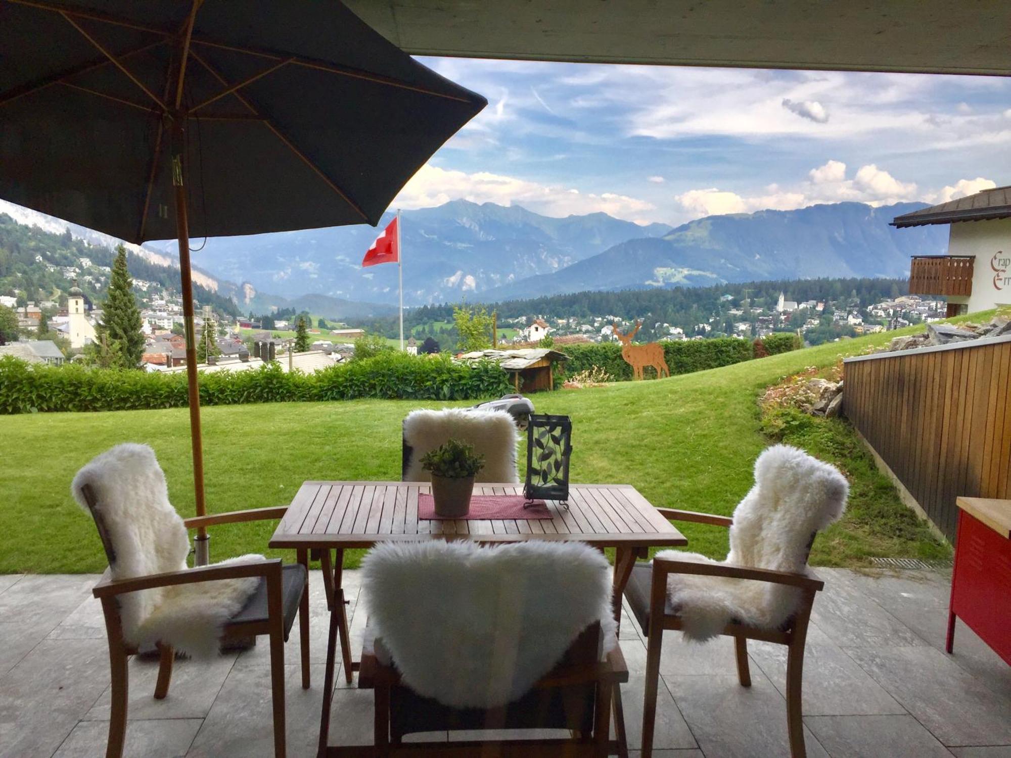 Casa Admisa, Spektakulaere Aussicht, Ski In And Out, Hochwertige Einrichtung, Valserstein Und Eiche Flims Zewnętrze zdjęcie