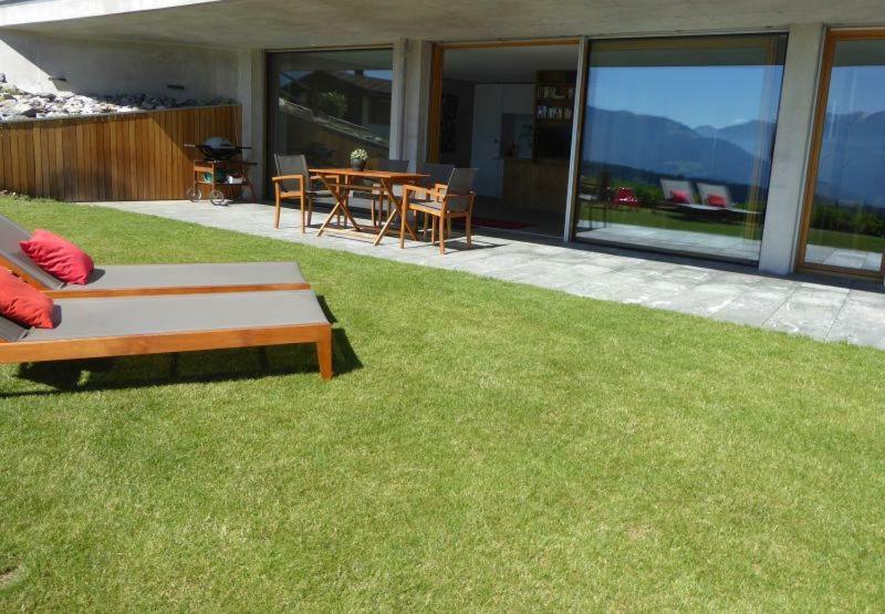 Casa Admisa, Spektakulaere Aussicht, Ski In And Out, Hochwertige Einrichtung, Valserstein Und Eiche Flims Zewnętrze zdjęcie