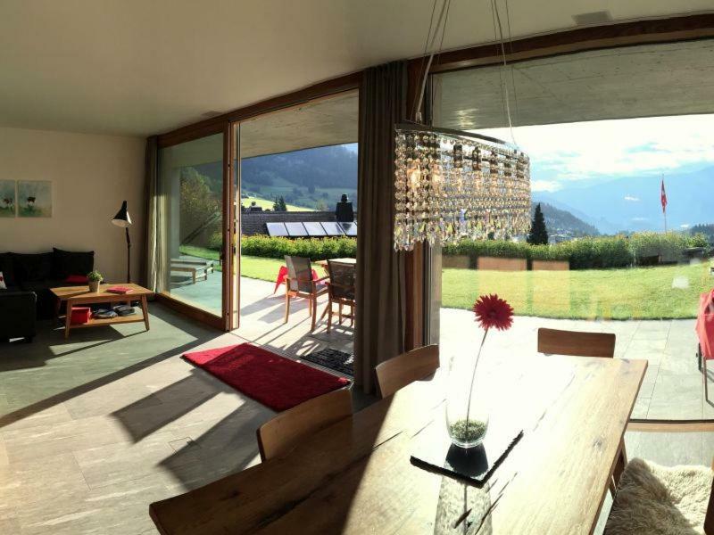 Casa Admisa, Spektakulaere Aussicht, Ski In And Out, Hochwertige Einrichtung, Valserstein Und Eiche Flims Zewnętrze zdjęcie