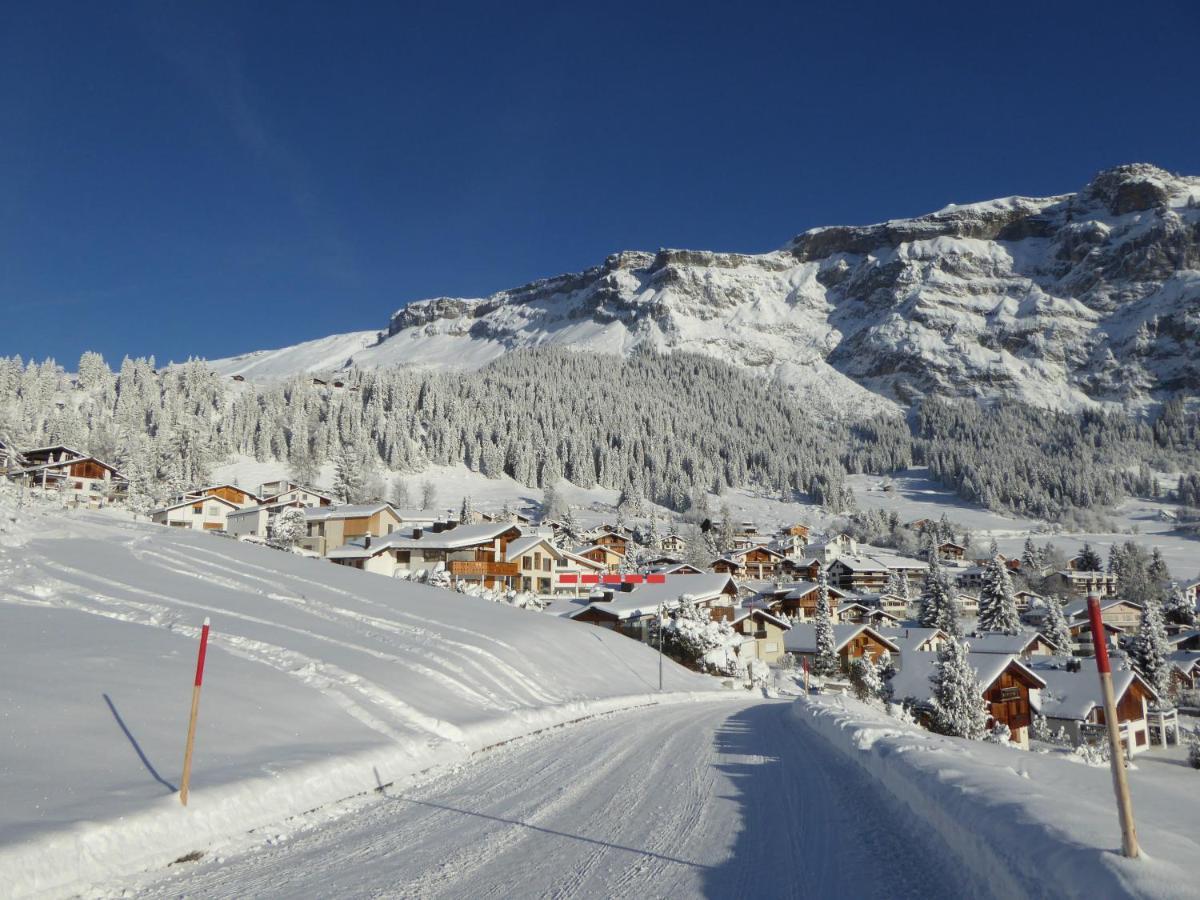 Casa Admisa, Spektakulaere Aussicht, Ski In And Out, Hochwertige Einrichtung, Valserstein Und Eiche Flims Zewnętrze zdjęcie