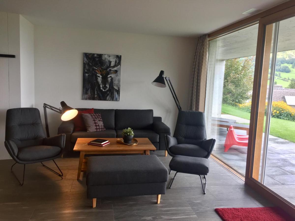 Casa Admisa, Spektakulaere Aussicht, Ski In And Out, Hochwertige Einrichtung, Valserstein Und Eiche Flims Zewnętrze zdjęcie